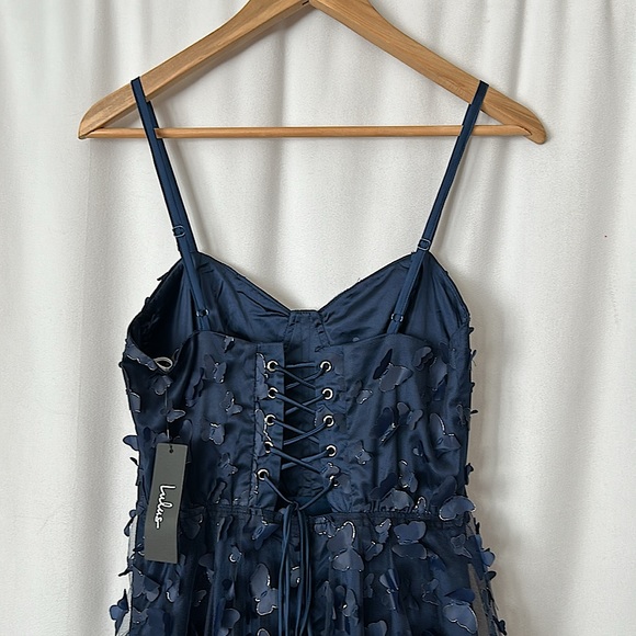Lulus Navy Blue Butterfly Spaghetti Straps Lace Up Midi Dress **Size M** 🦋🦋 - Picture 7 of 10
